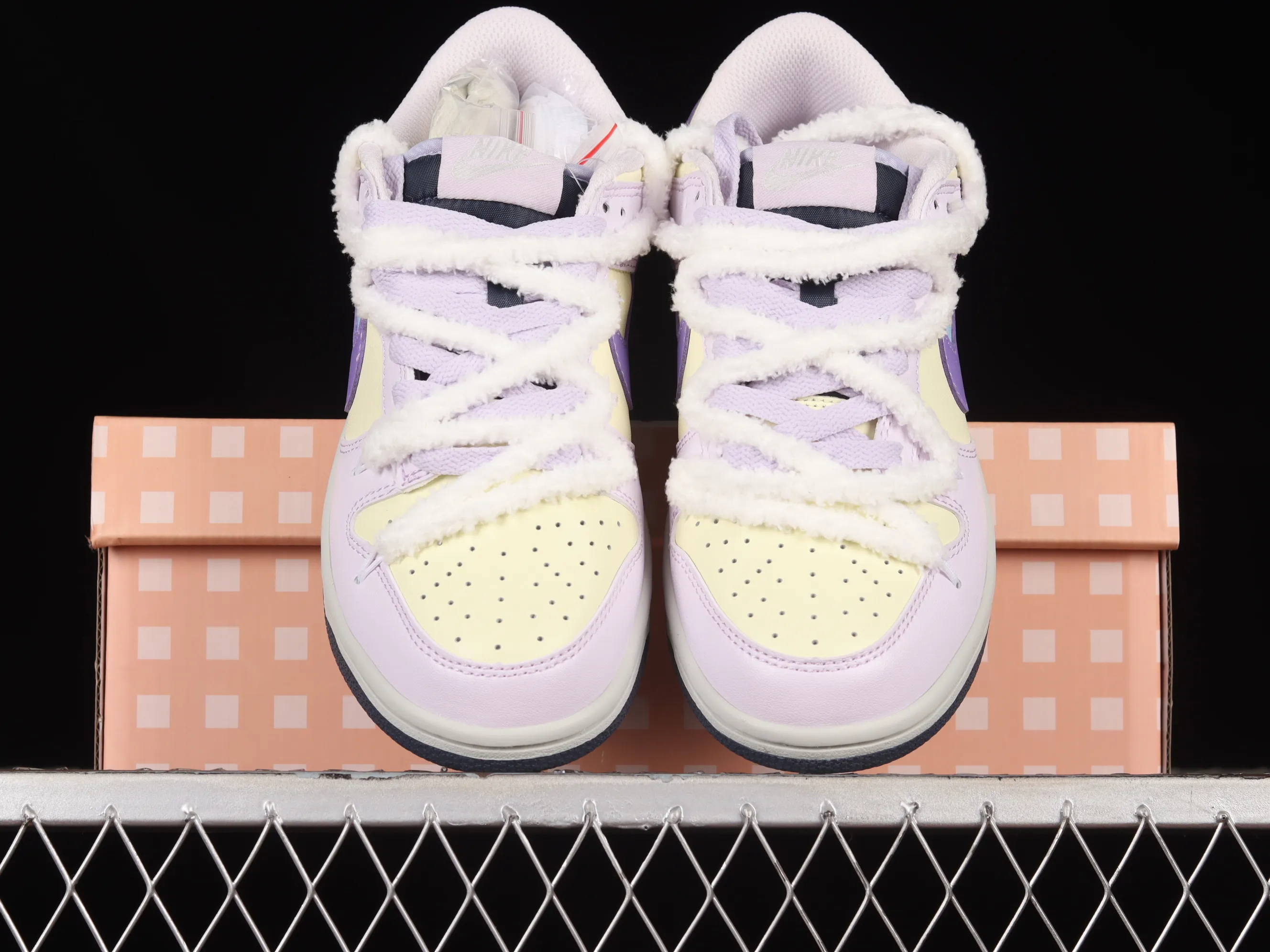 All categories Nk SB Dunk series Nk SB Dunk Low low-top sneakers Nk Dunk Low Vlad Year of the Rabbit limited milk taro rabbit low-top casual sneakers DD1503-117